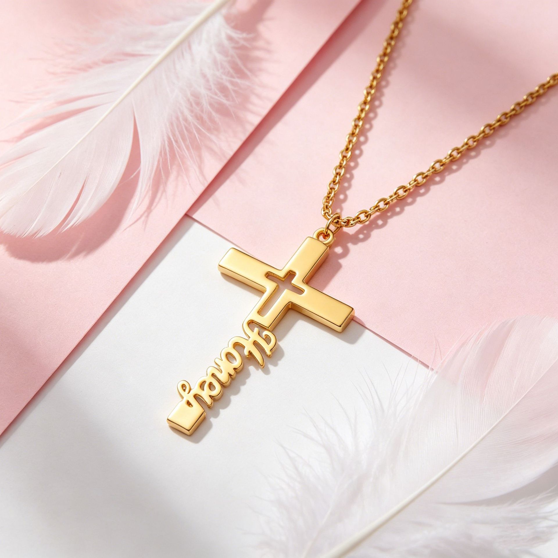 قلادة فاخرة مخصصة بتصميم صليب  - مراجعة Women Fashion Names وسعره